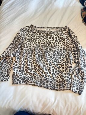 Good American Leopard Print Pullover Sweatshirt - Cream & Black